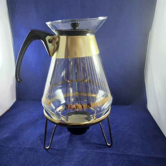 Vintage Pyrex Gold Striped Glass Carafe with Lid - Picture 1 of 4